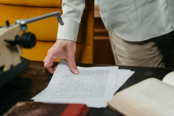 Нейросеть для копирайтинга: как ИИ пишет тексты, которые продают и ранжируются - Что такое нейросеть для копирайтинга и зачем она нужна Что такое нейросеть для копирайтинга и зачем она нужна нейросеть для копирайтинга article section 1